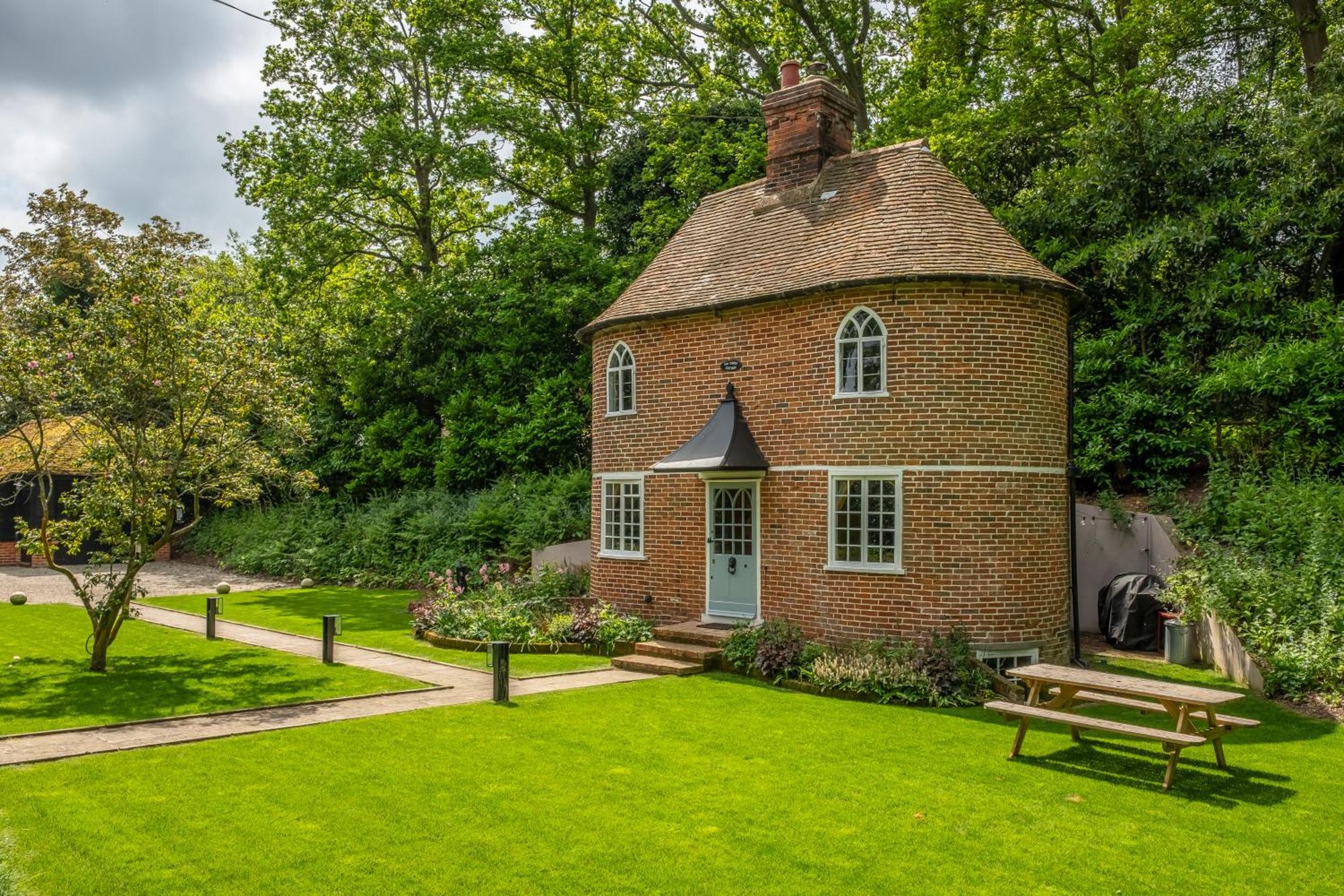 A Fairy-Tale Luxurious Cottage - The Tea Caddy Colchester Exterior foto